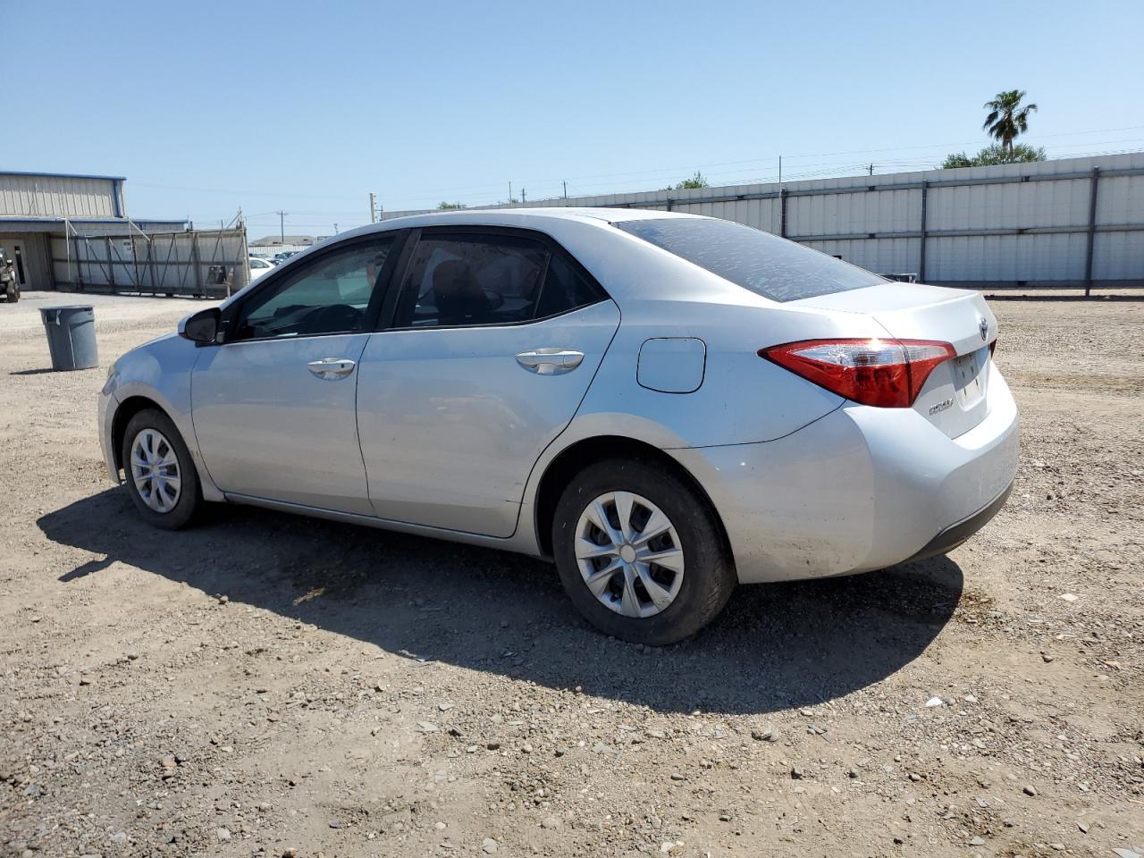 2016 TOYOTA COROLLA L - Image 2
