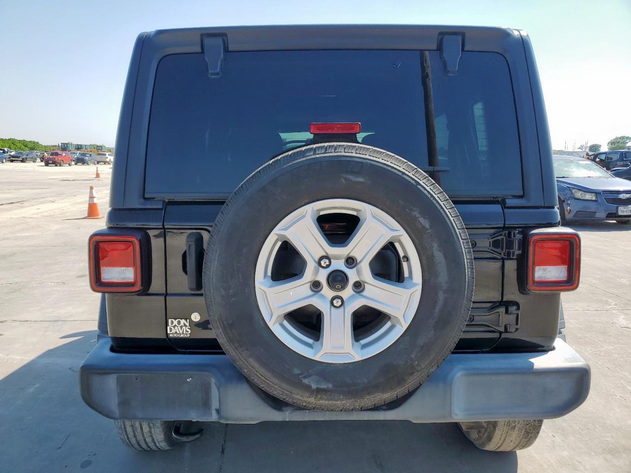 2019 JEEP WRANGLER U - Image 6