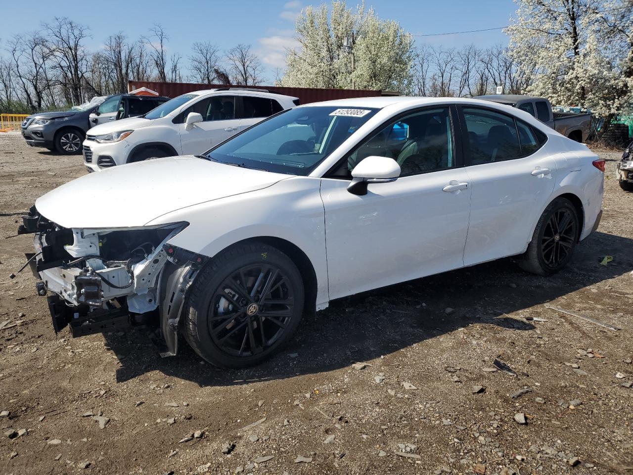 2025 TOYOTA CAMRY XSE