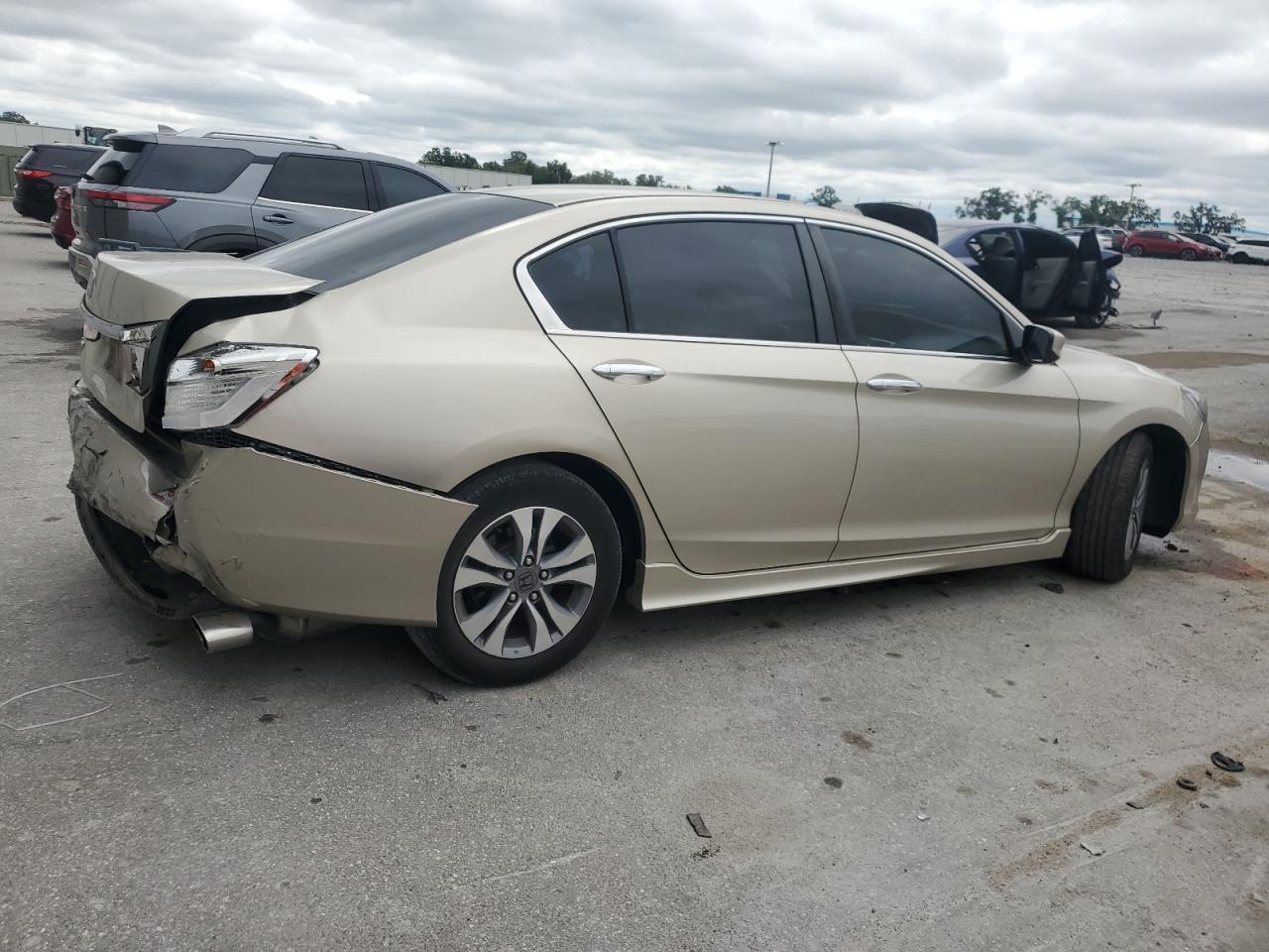 2014 HONDA ACCORD LX - Фото 3