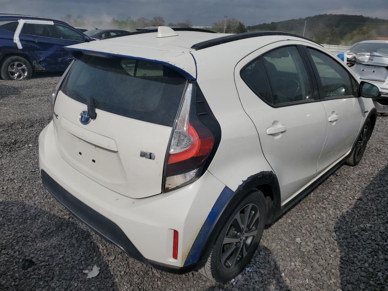 2018 TOYOTA PRIUS C - Image 3