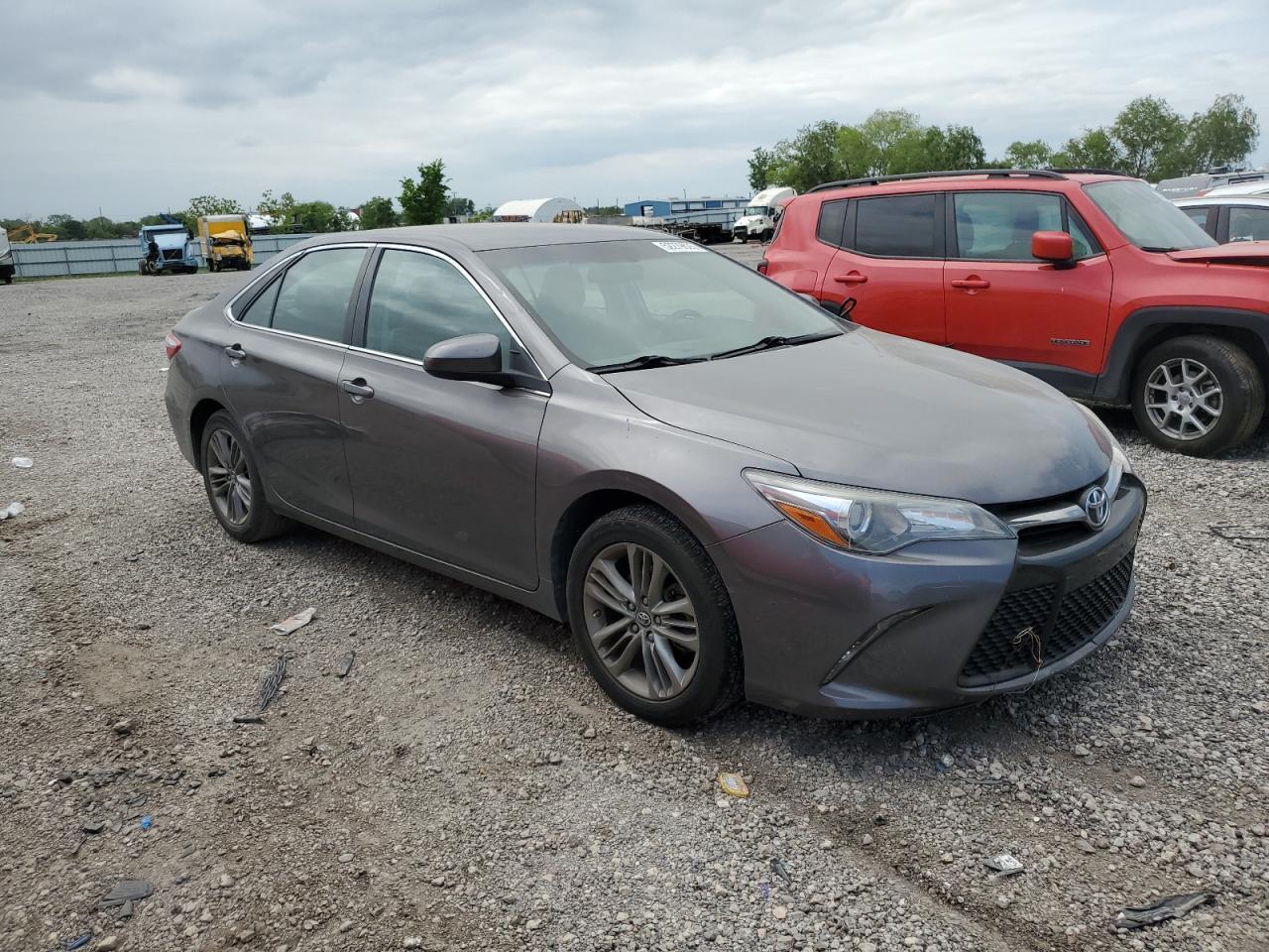 2017 TOYOTA CAMRY LE - Фото 4