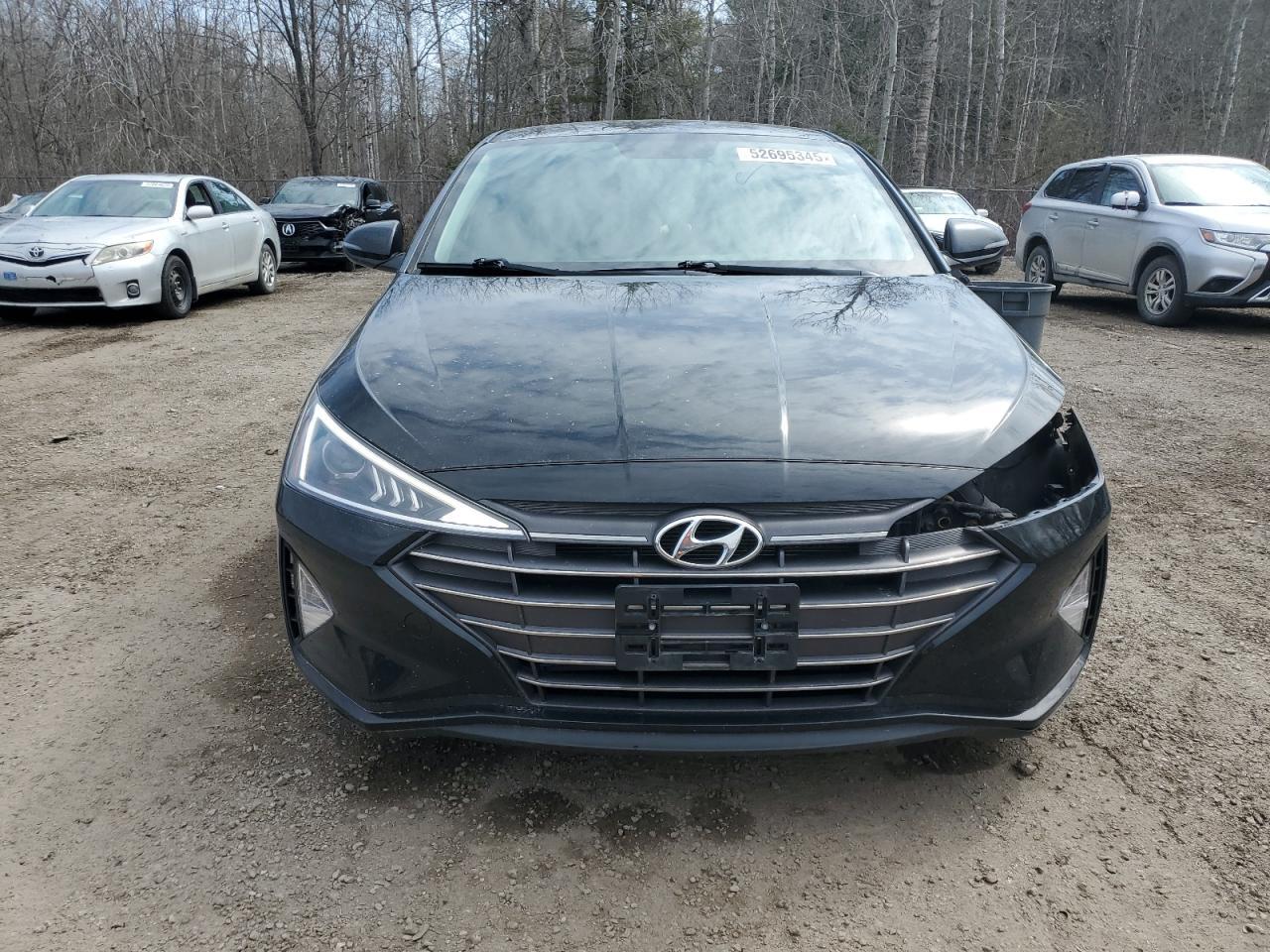 2019 HYUNDAI ELANTRA SE - Фото 5