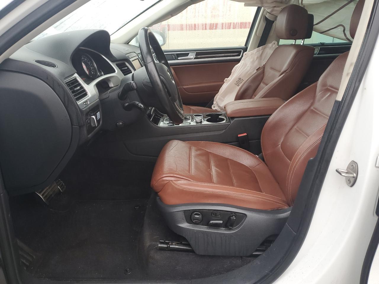 2016 VOLKSWAGEN TOUAREG TD - Фото 7
