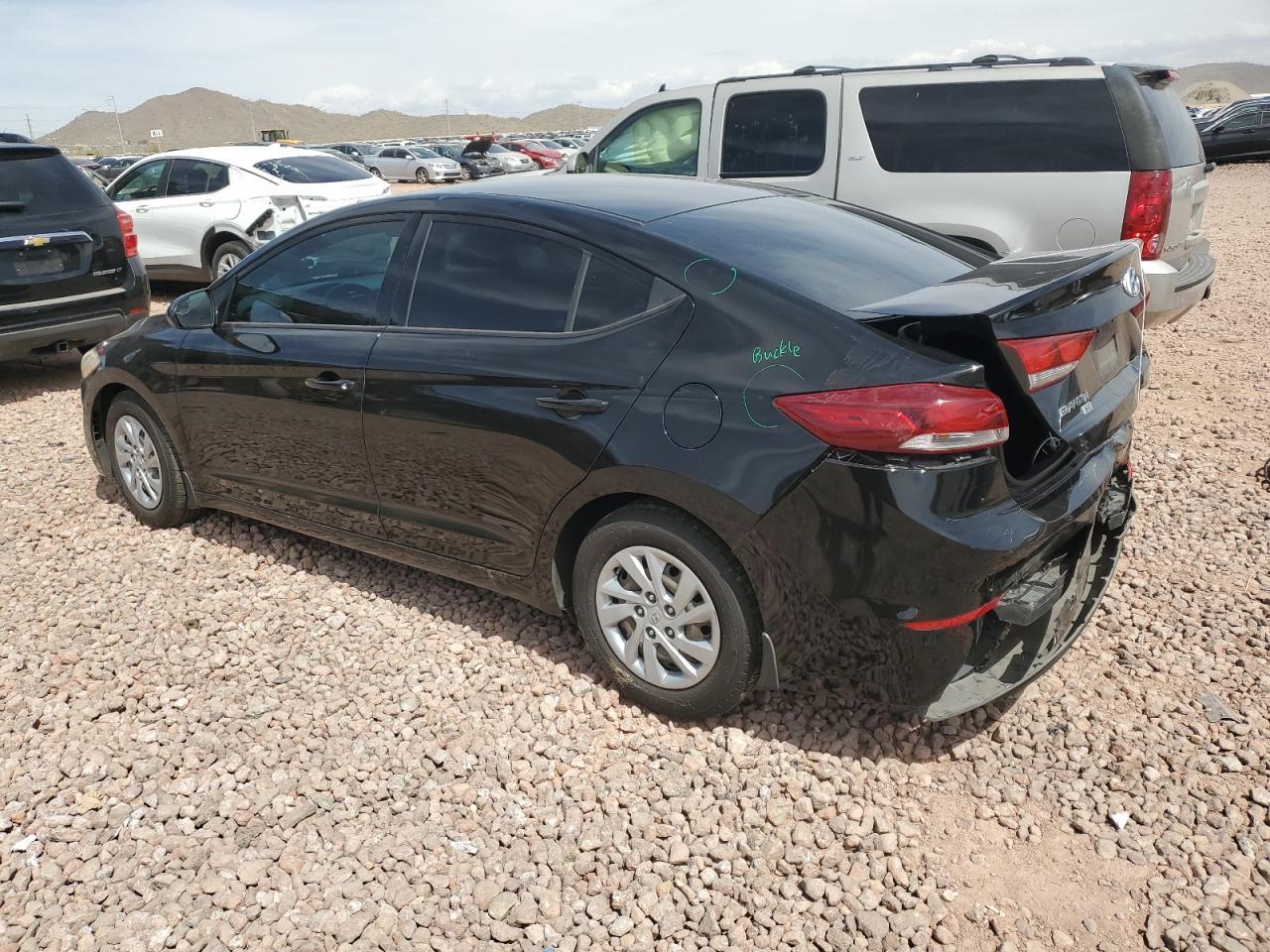 2018 HYUNDAI ELANTRA SE - Фото 2