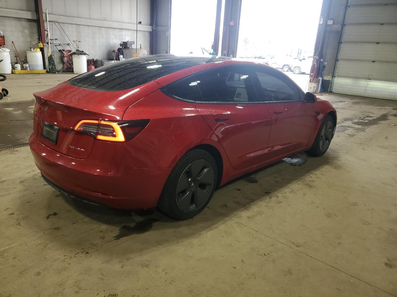 2022 TESLA MODEL 3 - Image 3