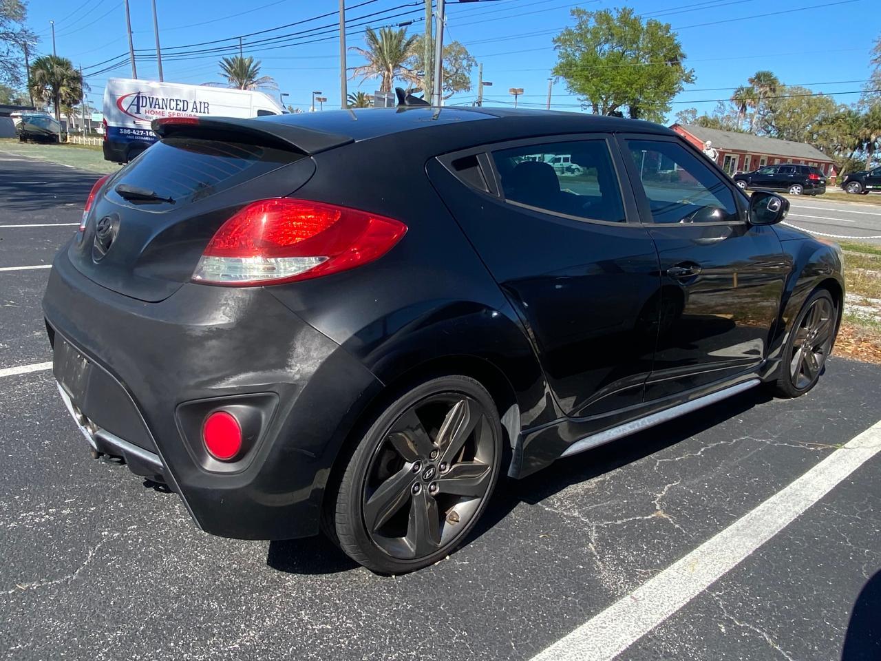 2014 HYUNDAI VELOSTER T - Фото 4