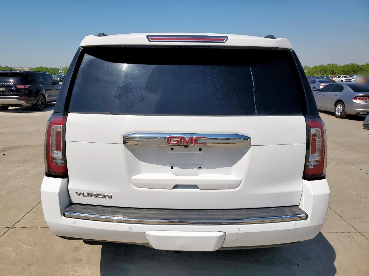 2017 GMC YUKON DENA - Фото 6