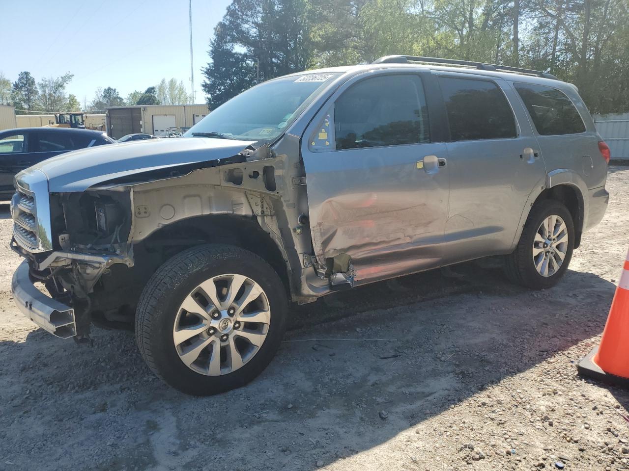 2013 TOYOTA SEQUOIA LI