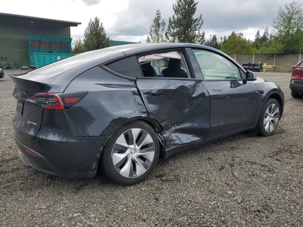 2024 TESLA MODEL Y - Фото 3