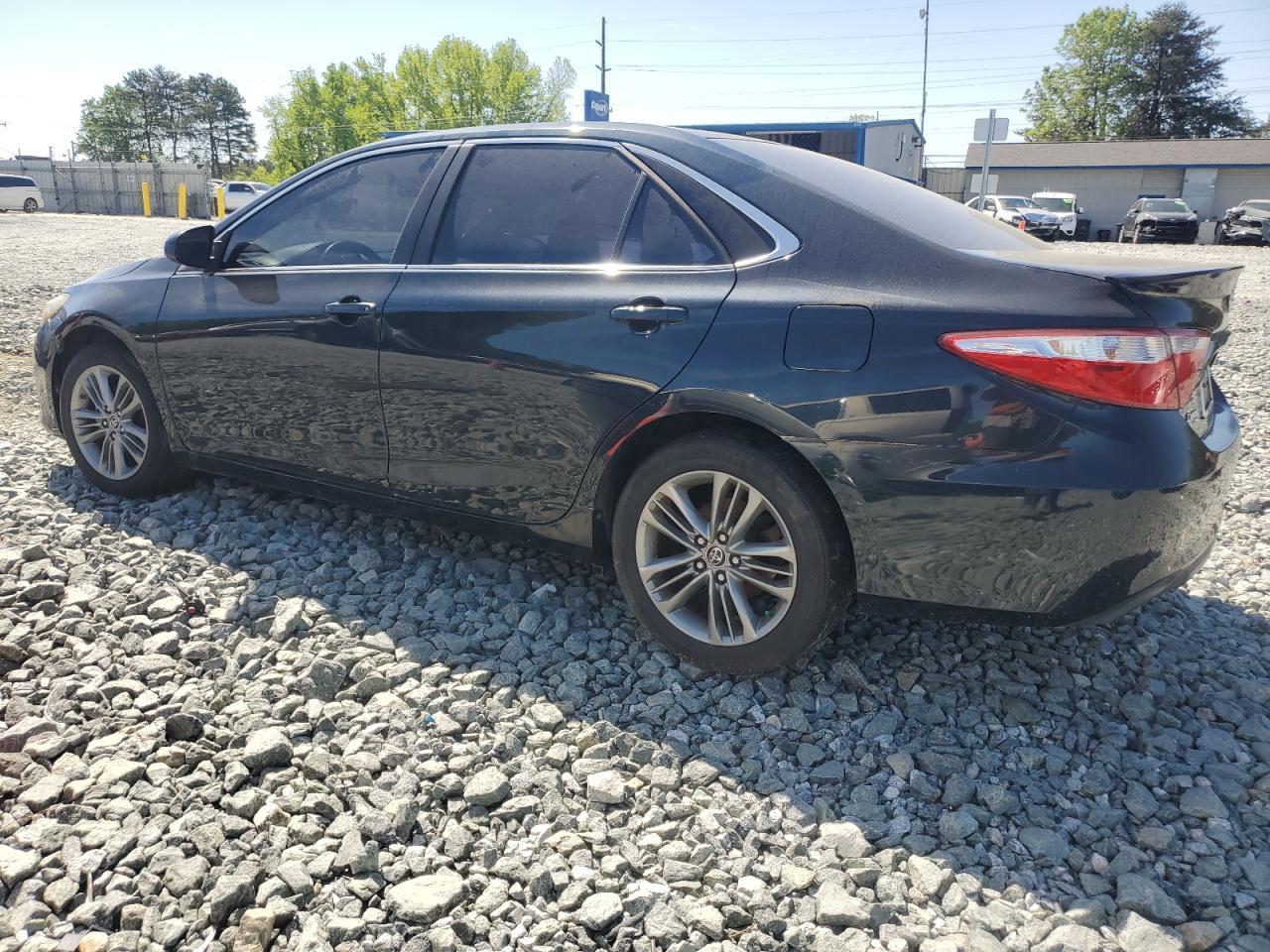 2015 TOYOTA CAMRY LE - Фото 2