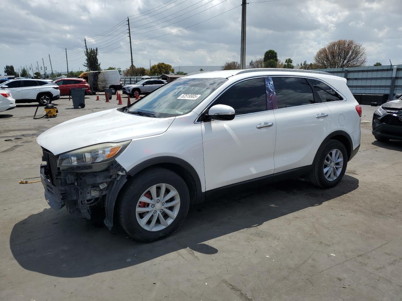 2016 KIA SORENTO LX