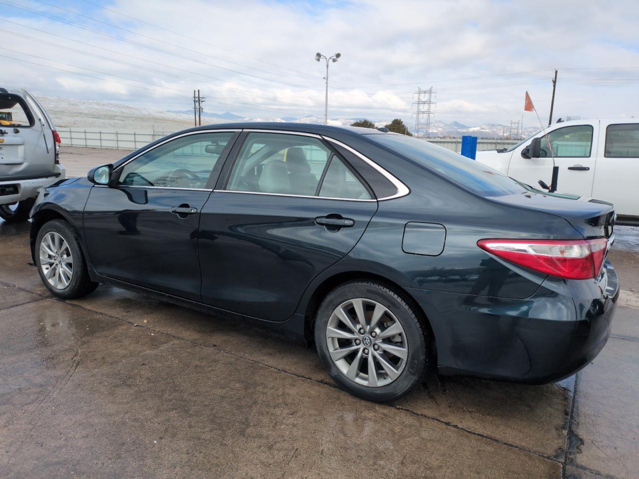 2016 TOYOTA CAMRY LE - Фото 2