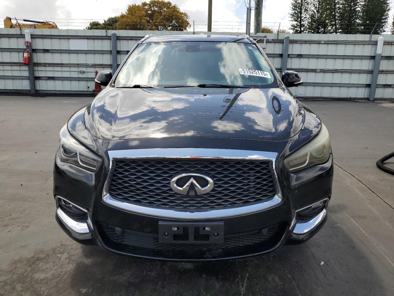 2017 INFINITI QX60 - Image 5