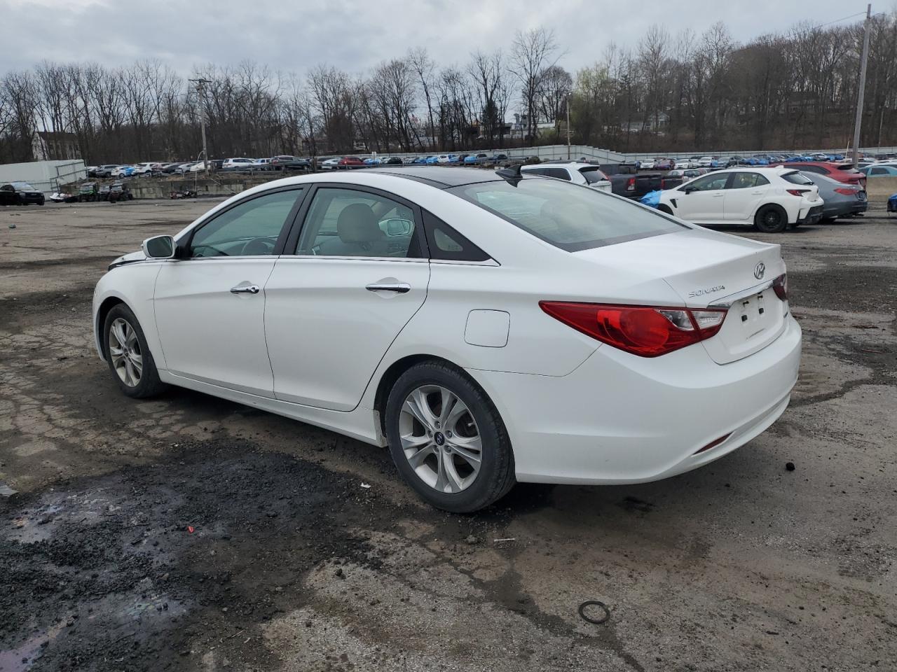 2013 HYUNDAI SONATA SE - Фото 2