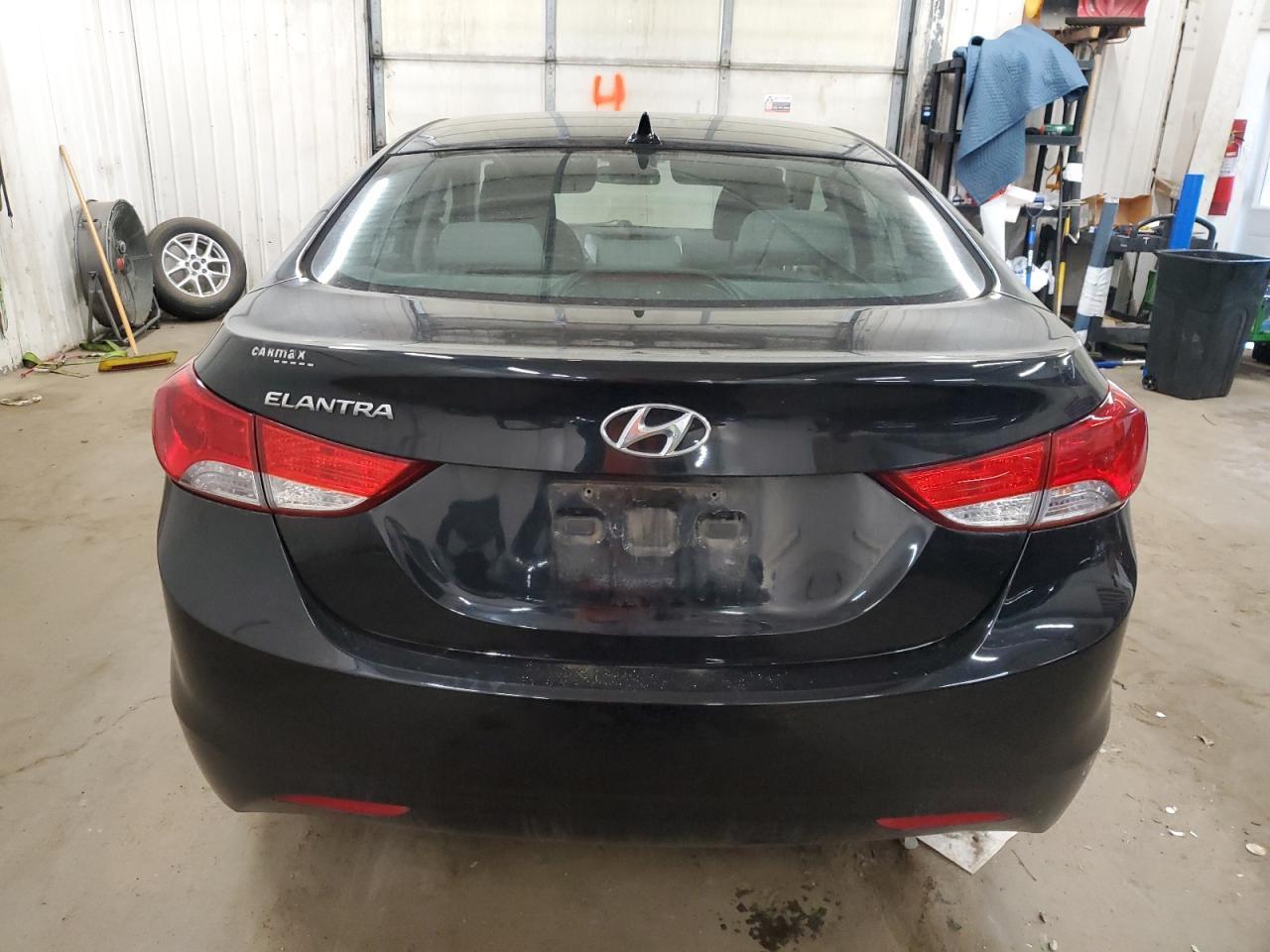 2013 HYUNDAI ELANTRA GL - Image 6