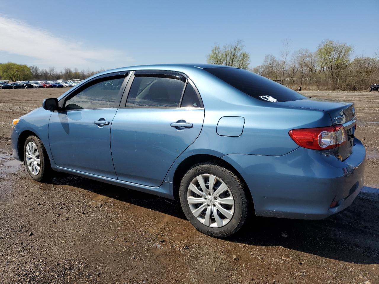 2013 TOYOTA COROLLA BA - Фото 2