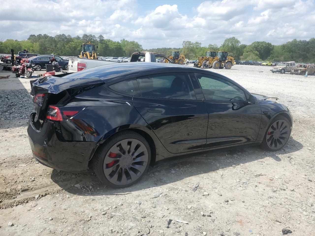 2023 TESLA MODEL 3 - Фото 3