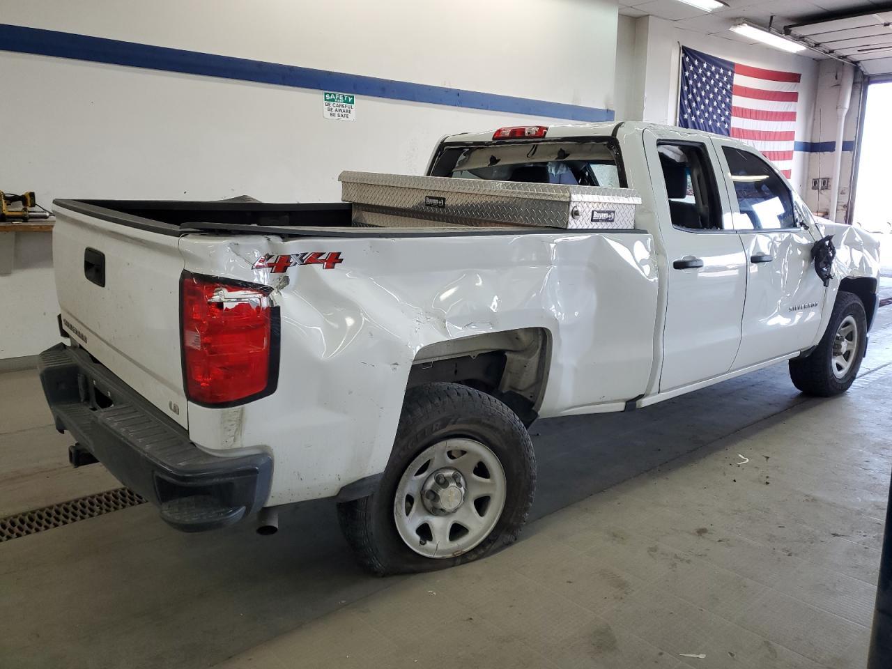 2019 CHEVROLET SILVERADO - Фото 3