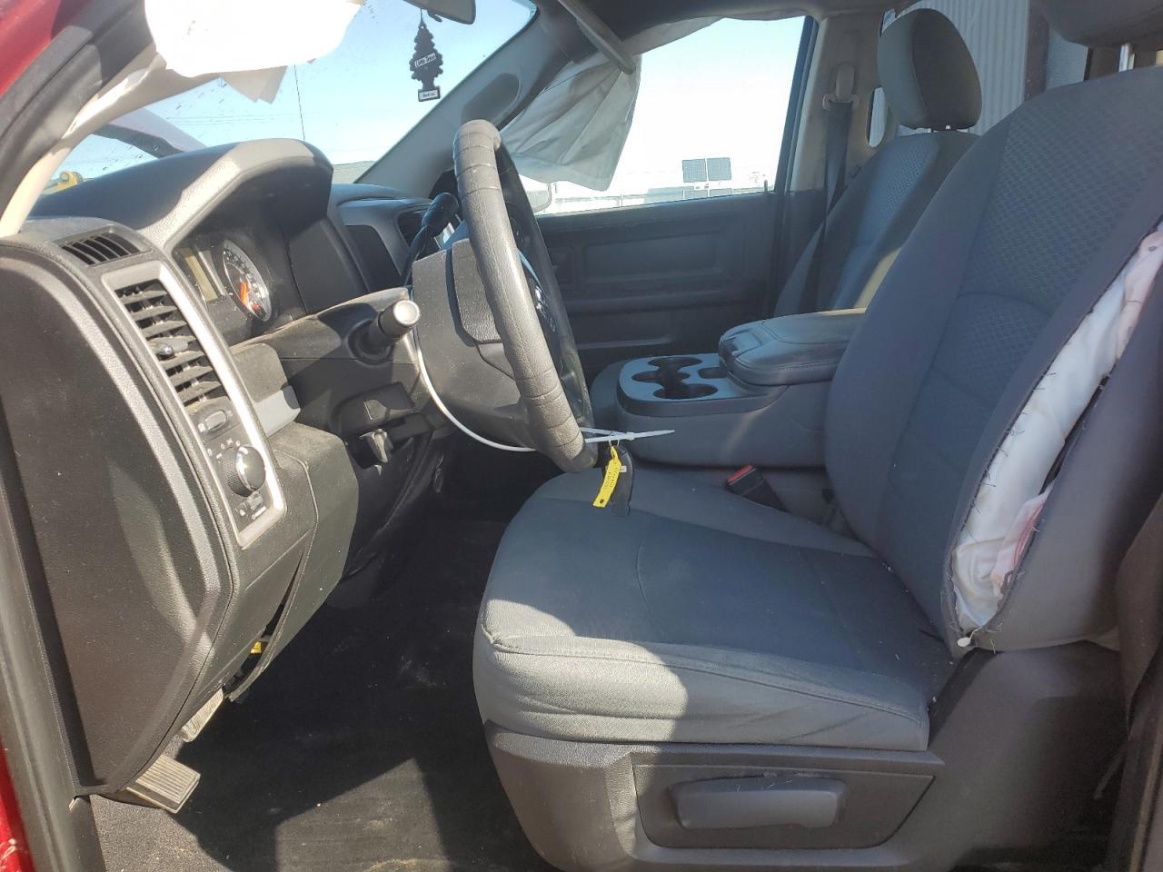 2014 RAM 1500 ST - Image 7