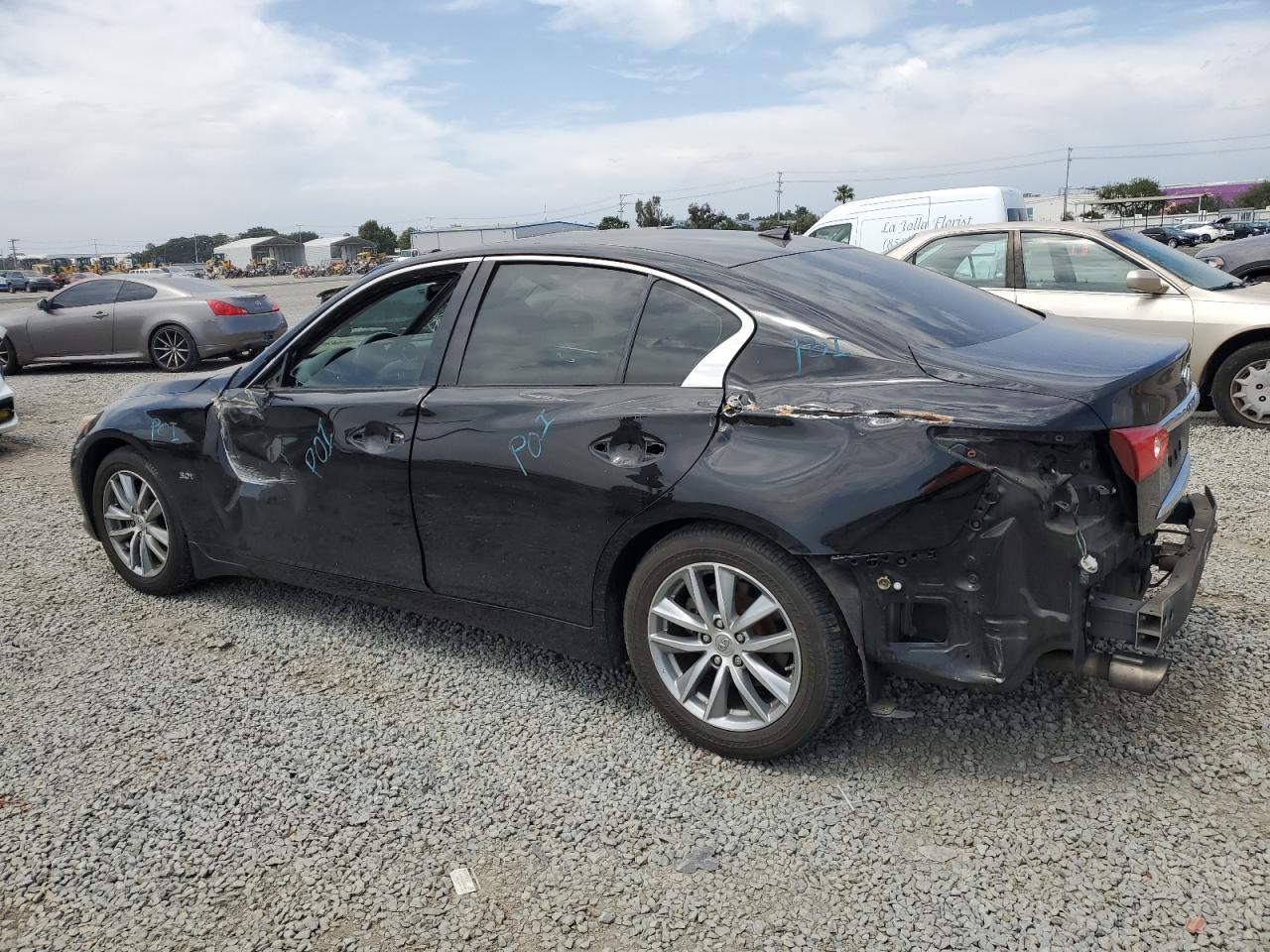 2016 INFINITI Q50 PREMIU - Фото 2