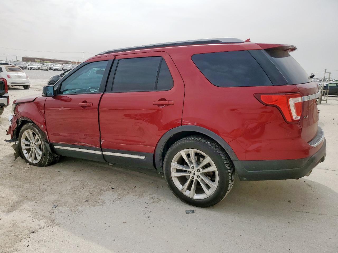 2018 FORD EXPLORER X - Image 2