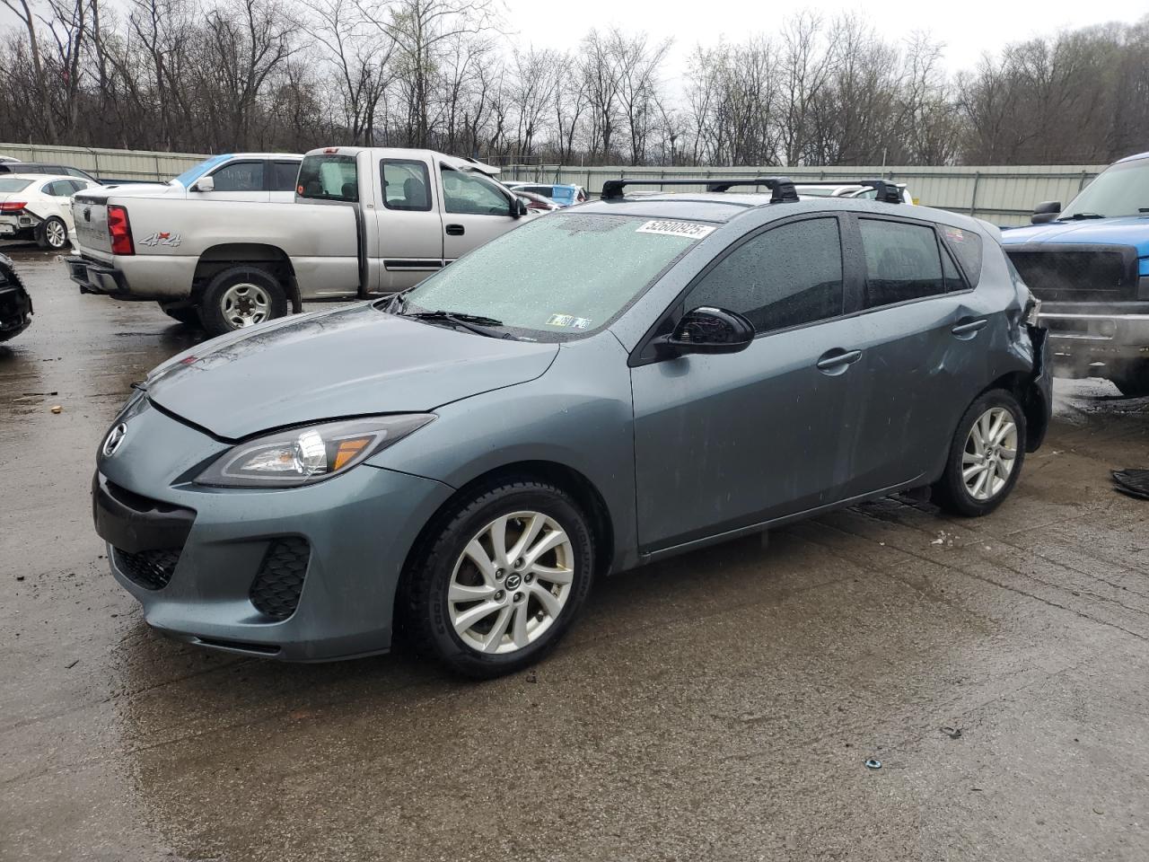 2013 MAZDA 3 I