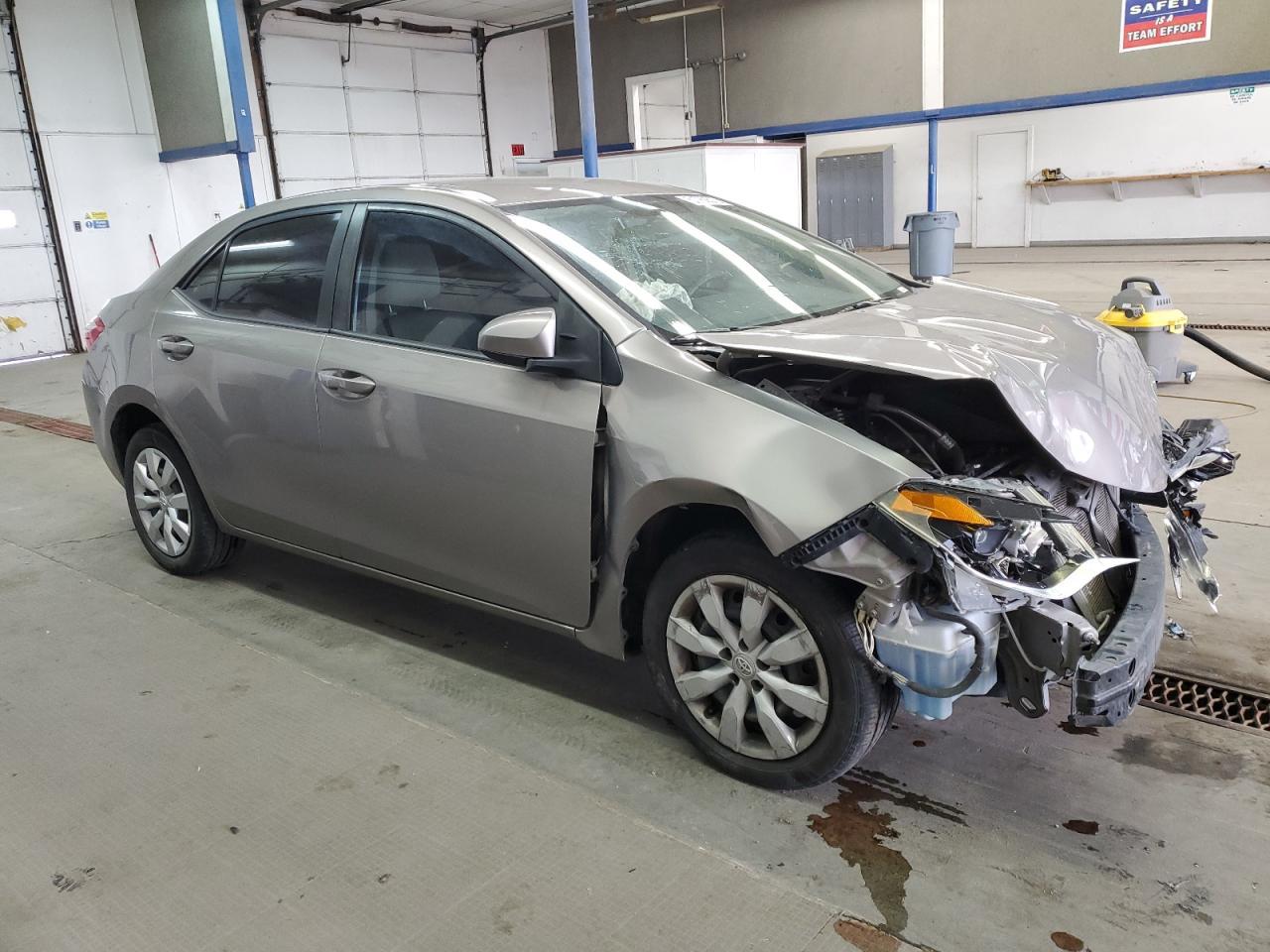 2015 TOYOTA COROLLA L - Фото 4