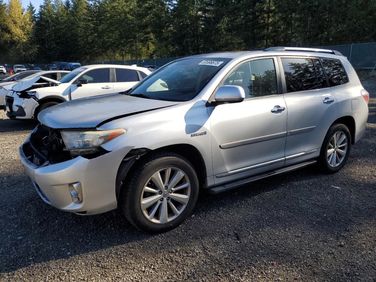 2011 TOYOTA HIGHLANDER