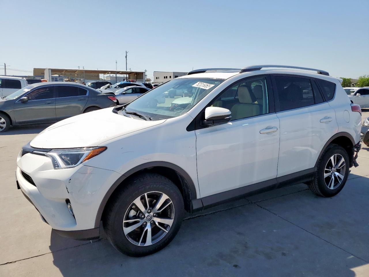 2016 TOYOTA RAV4 XLE