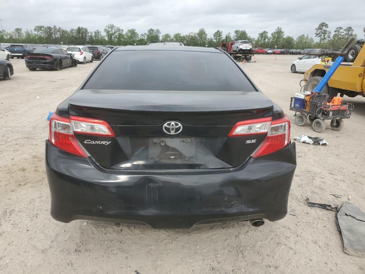 2013 TOYOTA CAMRY L - Image 6