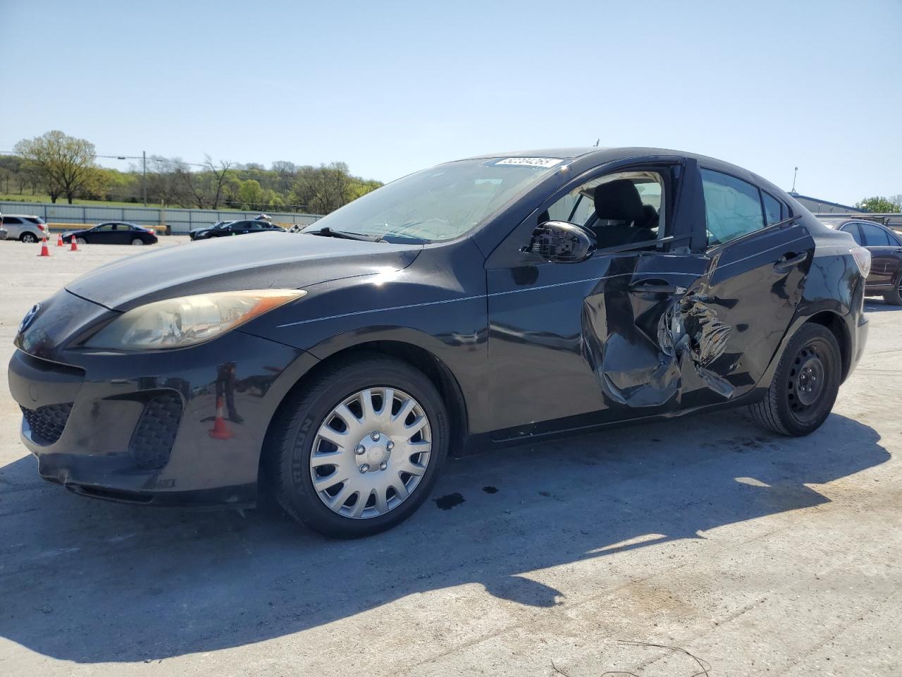 2013 MAZDA 3 I