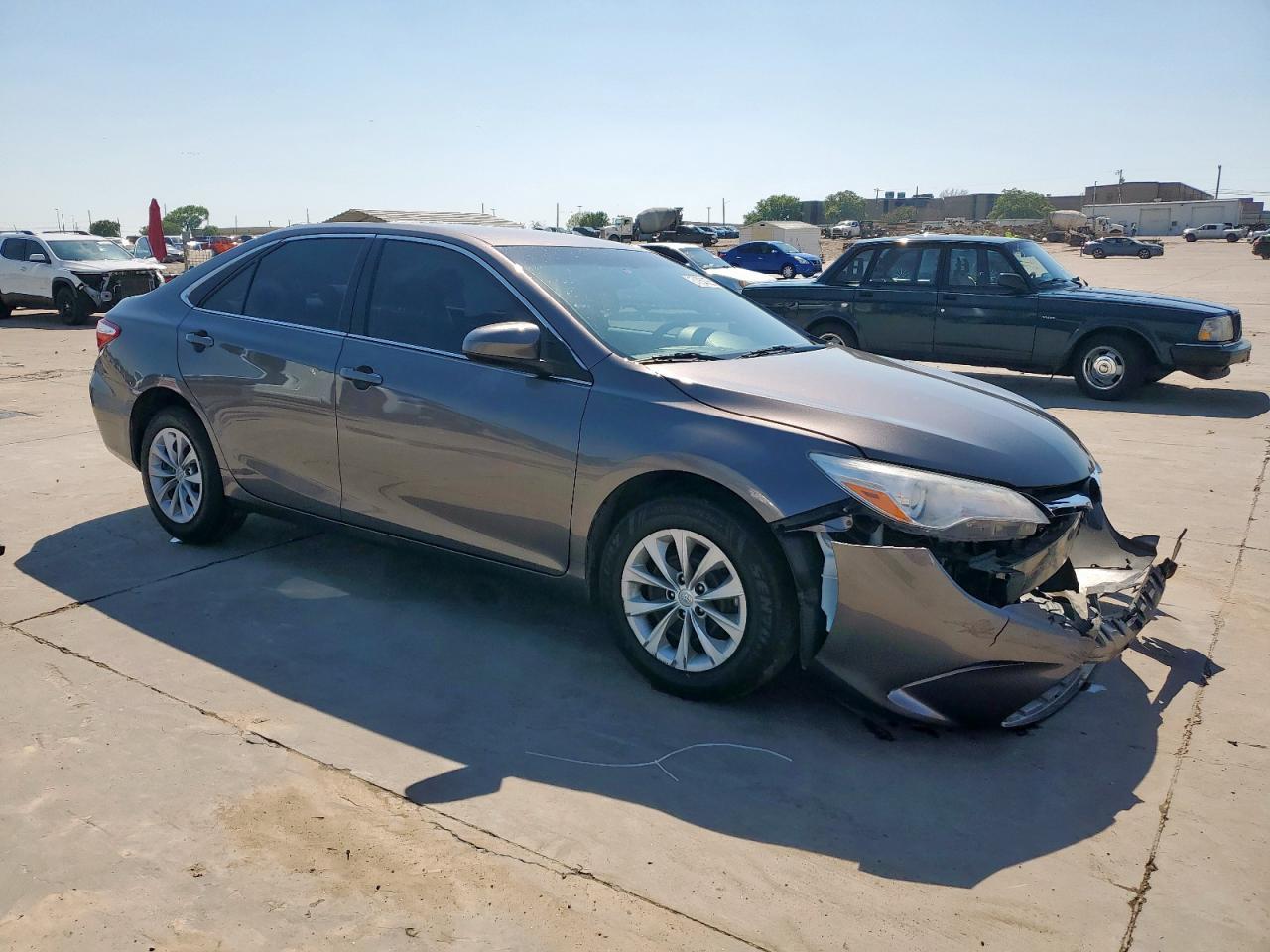 2017 TOYOTA CAMRY LE - Фото 4