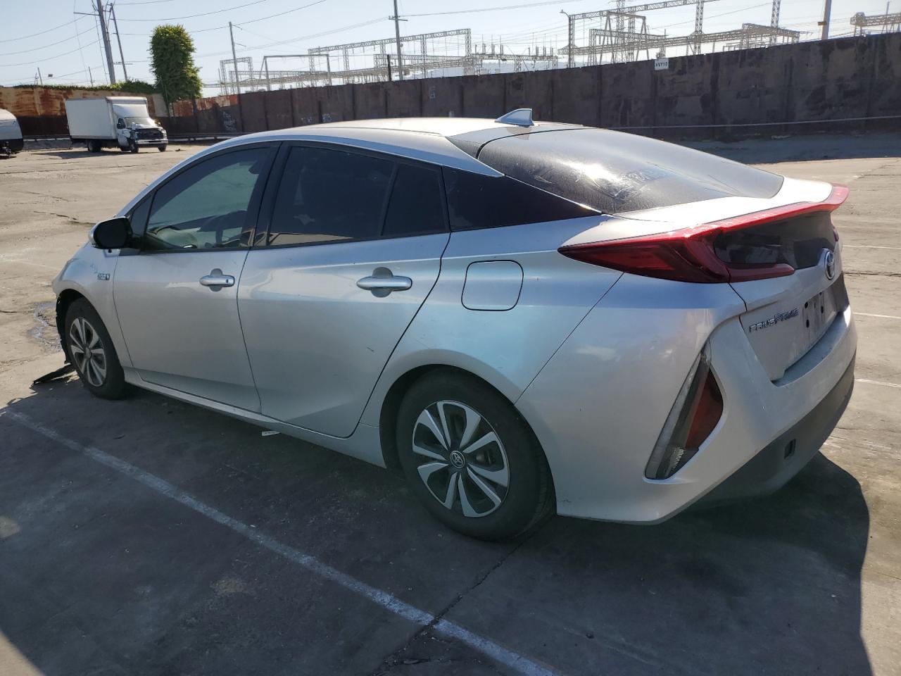 2018 TOYOTA PRIUS PRIM - Фото 2