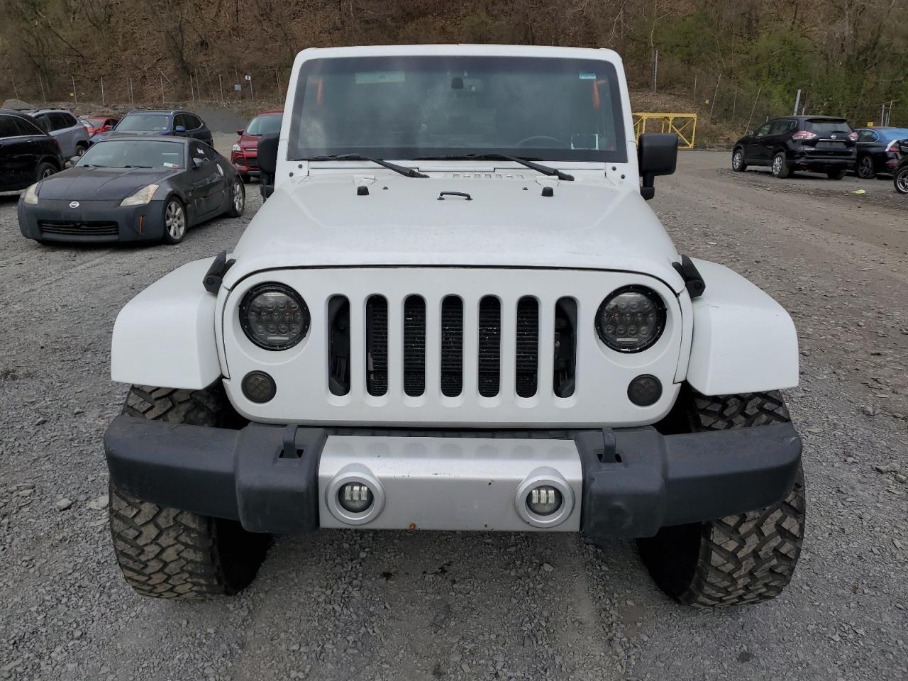 2014 JEEP WRANGLER U - Image 5