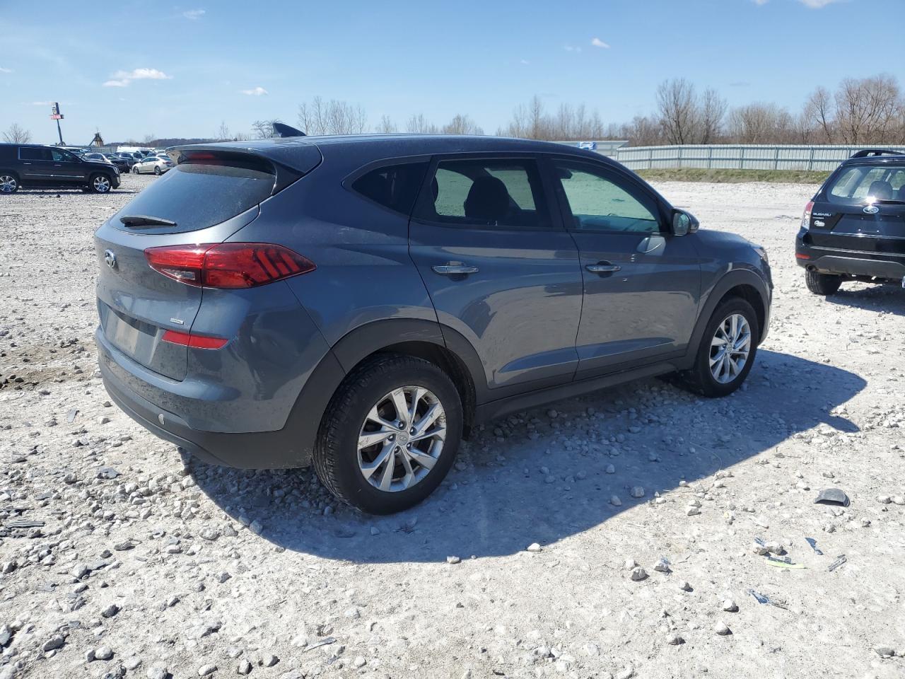 2019 HYUNDAI TUCSON SE - Фото 3