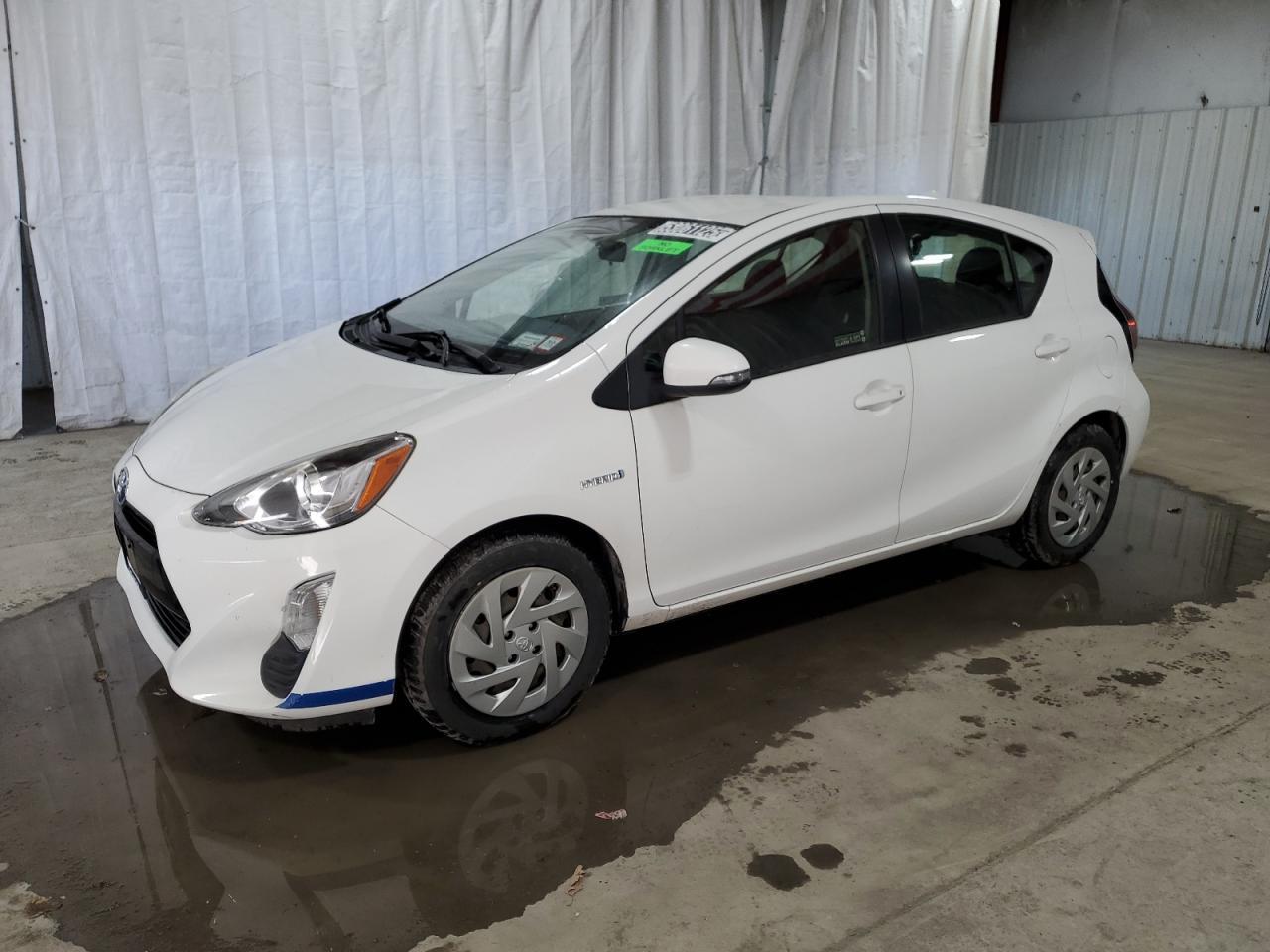 2016 TOYOTA PRIUS C