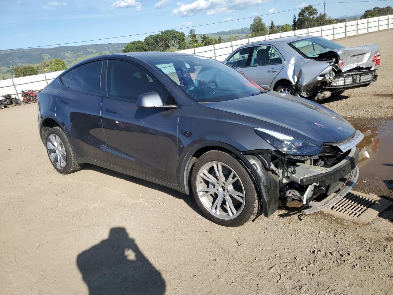 2023 TESLA MODEL Y - Фото 4