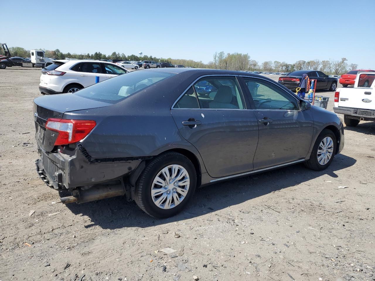 2012 TOYOTA CAMRY BASE - Фото 3