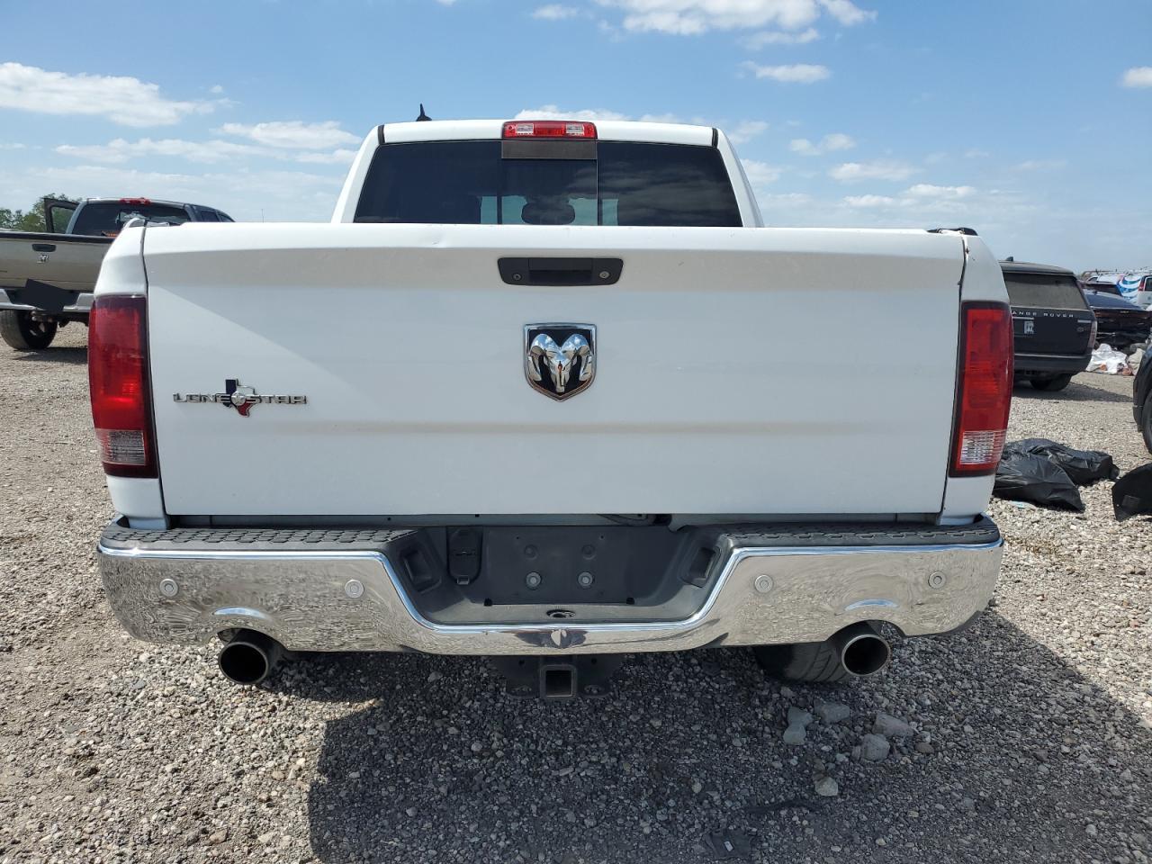 2015 RAM 1500 SLT - Image 6