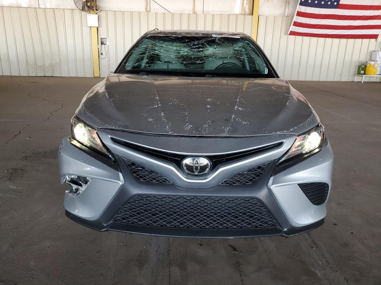 2018 TOYOTA CAMRY L - Фото 5