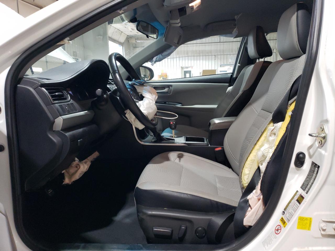 2016 TOYOTA CAMRY LE - Фото 7