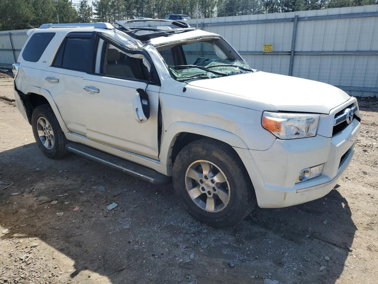 2011 TOYOTA 4RUNNER SR - Image 4