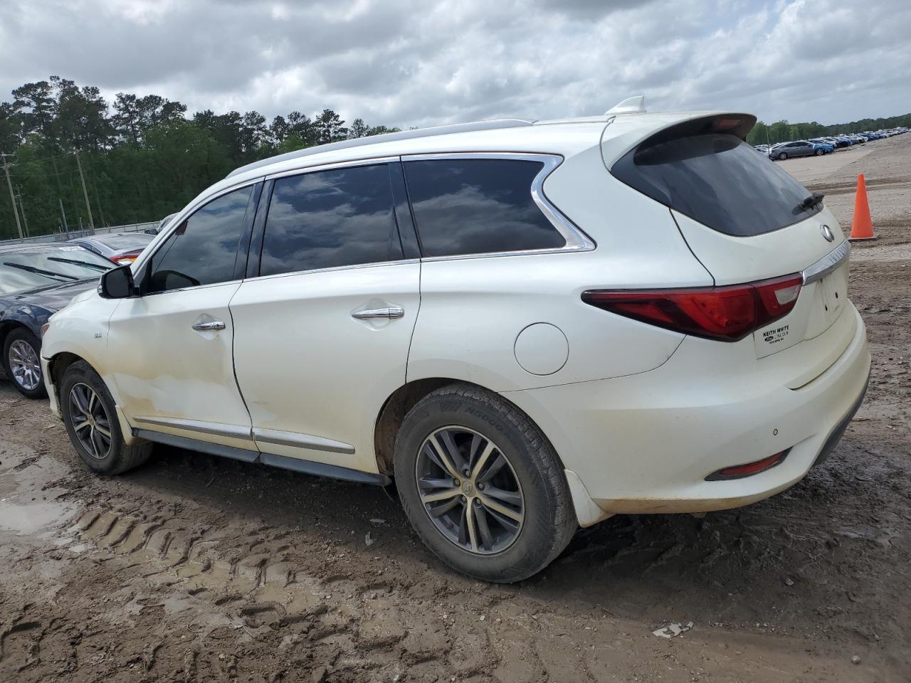 2017 INFINITI QX60 - Фото 2