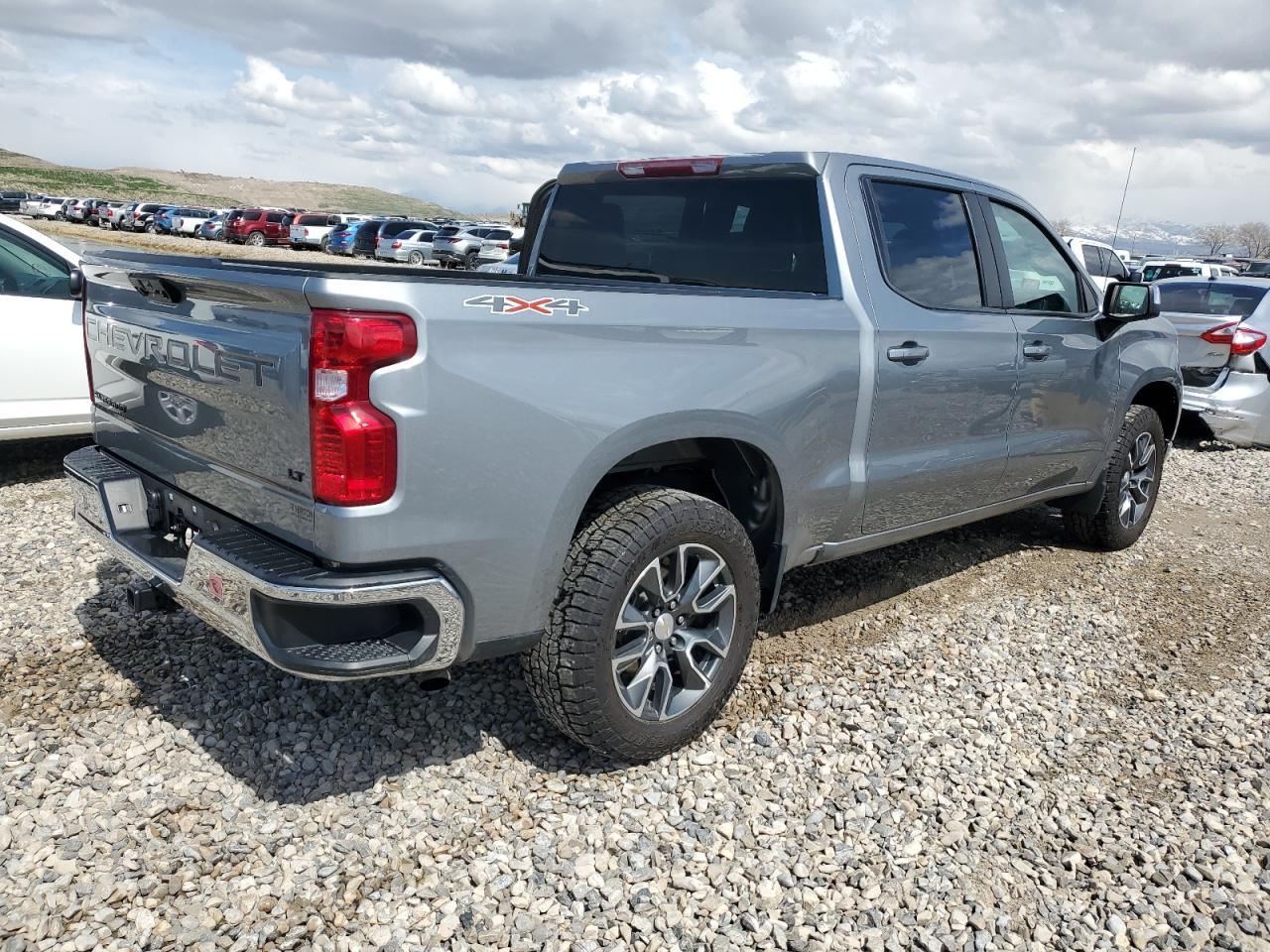 2023 CHEVROLET SILVERADO - Image 3
