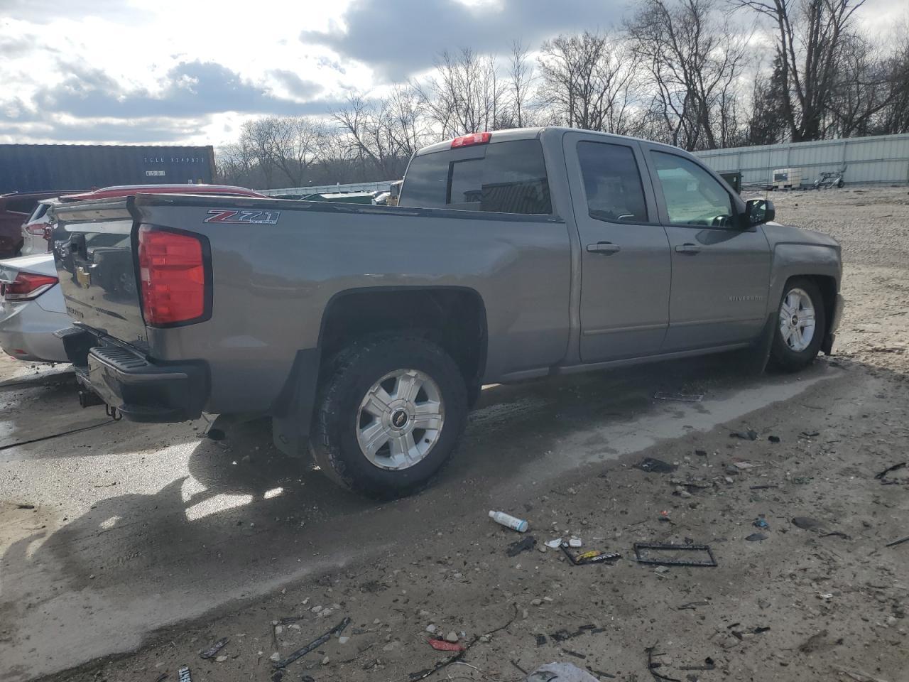 2017 CHEVROLET SILVERADO - Image 3