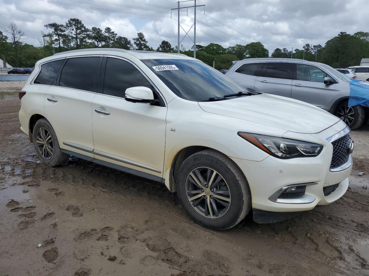 2017 INFINITI QX60 - Фото 4