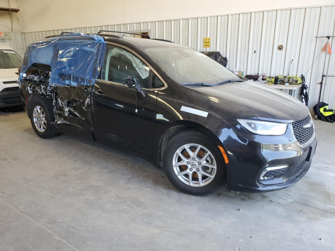 2022 CHRYSLER PACIFICA T - Image 4
