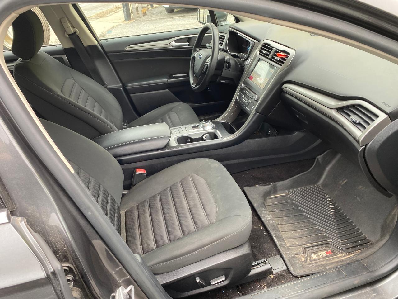 2017 FORD FUSION SE - Фото 5