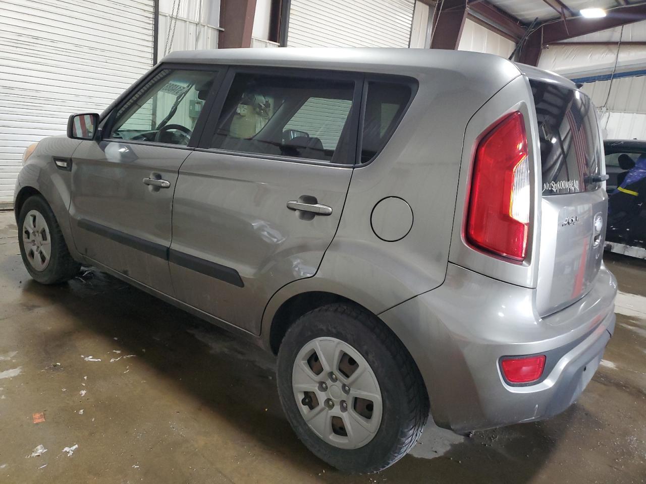 2013 KIA SOUL - Image 2